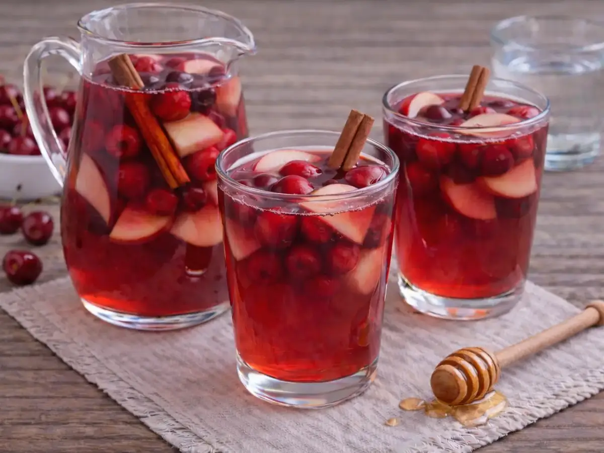 Cherry and Apple Kompot (Polish Fruit Drink)