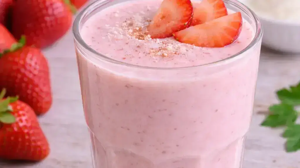 Lassi truskawkowe